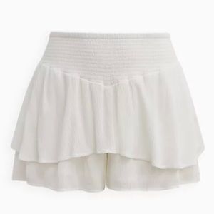 NWT 3.5 Inch Short Gauze High-Rise Ruffle Hem Short